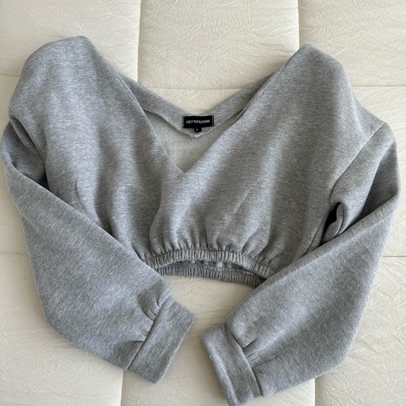PrettyLittleThing Sweaters - PrettyLittleThing Cropped Long sleeve